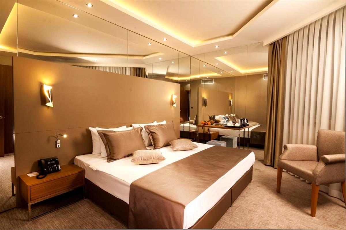 Majura Hotel Business Izmir Eksteriør billede